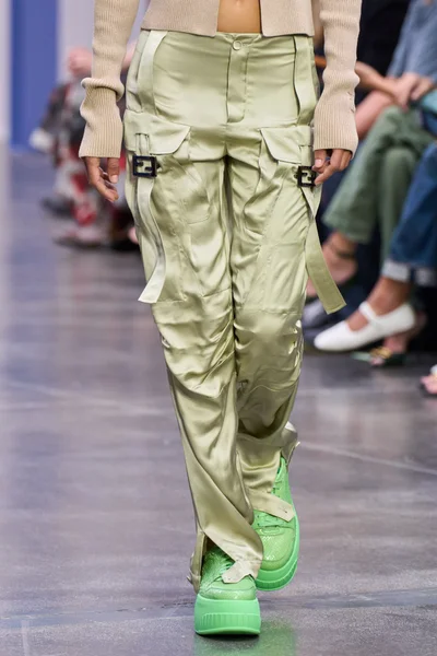 Look 9